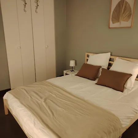 Plein Centre Ville, Chaleureux Et Spacieux דירה